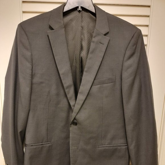 Mantoni Men's Sport Coat Gray 44L - Minor Damage on Cuff